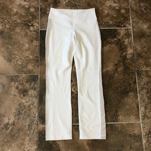 Lululemon White/ Cream Wunder Under Leggings